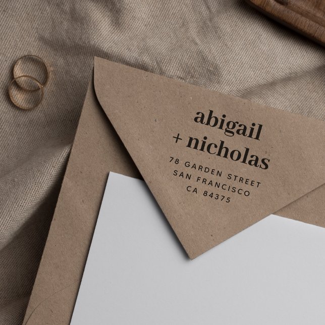Carimbo De Borracha Endereço de Devolução de Nomes de Casais Elegantes (Bold Elegant Couple's Names Wedding Return Address Rubber Stamp)