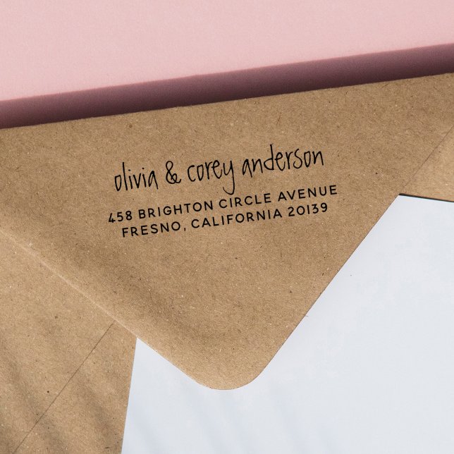 Carimbo De Borracha Escrita manual russa e Casais modernos de endereço (Rubber Stamp Mock-up)