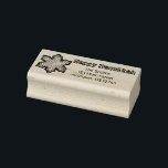 Carimbo De Borracha Feliz Hanukkah Chanukah Snowflake Feriado Judeu<br><div class="desc">O selo de borracha apresenta uma ilustração original de um biscoito floco de neve cozido fresco. Excelente para correio de férias,  remoção de reservas e artesanato! Simplesmente personalize com suas informações.</div>