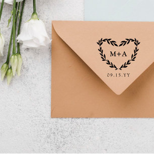 Carimbo De Borracha Iniciais e data de casamento de Laurel Heart Wreat