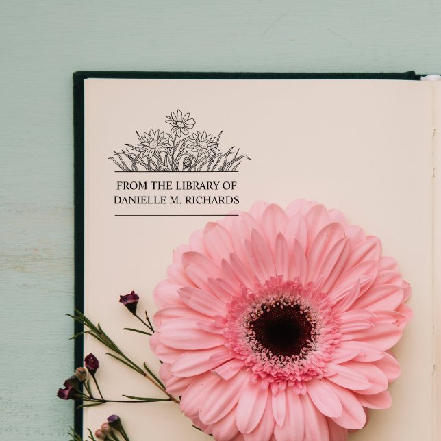 CARIMBO DE BORRACHA NA BIBLIOTECA DO SEU NOME WILDFLOWERS (From the library of teacher stamp with botanical flowers wildflower and daisies with elegant font)
