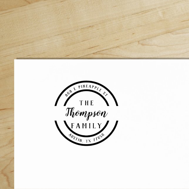 Carimbo De Borracha Personalizado | Nome da Família da Fonte Script em ("Everyday is abundantly beautiful." 
Sincerely Best Wishes from Lucky Design World)