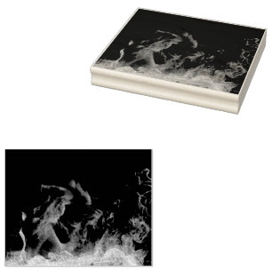 Carimbo De Borracha um incêndio num fundo negro