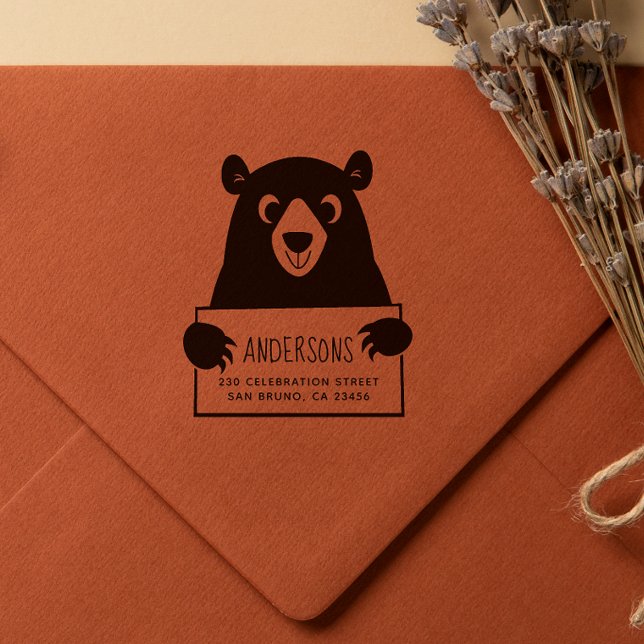 Carimbo De Borracha Urso Bonito | Nome da família personalizada e ende (Rubber Stamp Mock-up)
