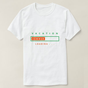Carregamento engraçado de folga de camiseta - Text