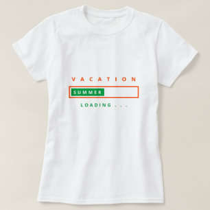 Carregamento engraçado de folga de camiseta - Text