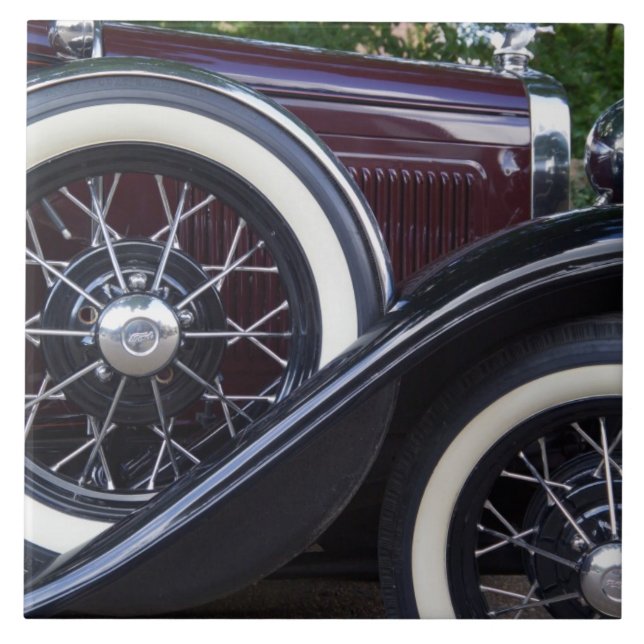 Carro Clássico Ford A 1930 (Frente)