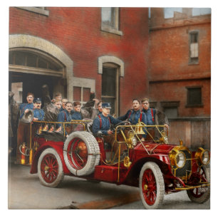 Carro de bombeiros - o esquadrão 1911 do vôo