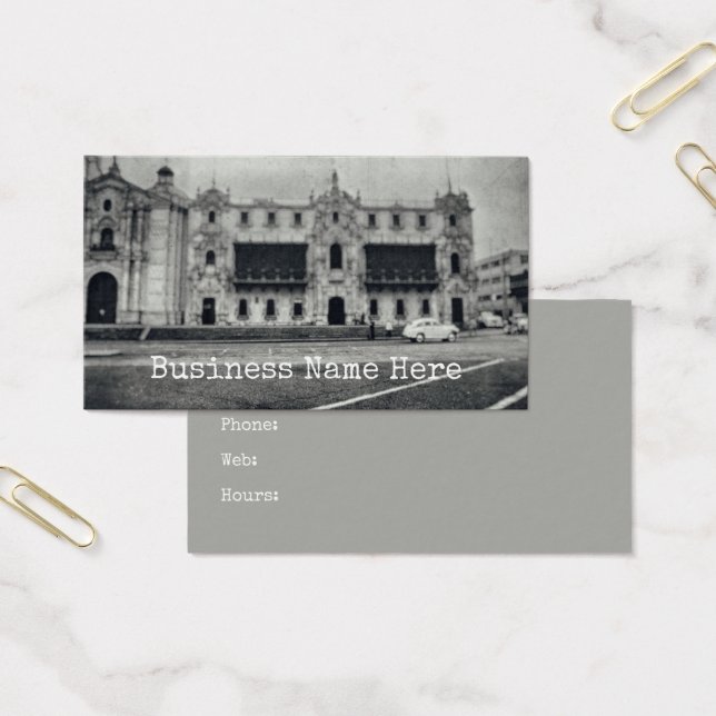 Carro vintage Monocromático Clássico do Carro na E (Escritótio)