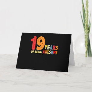 Cartão 19 Anos de Presentes Incríveis para 19 Anos de Ida