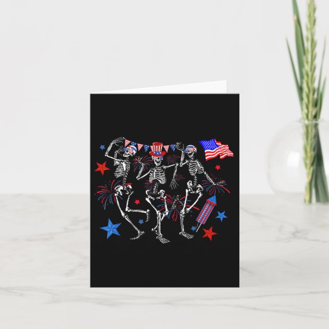 Cartão 4 De Julho Dançando Esqueletos Eua Flag Fireworks  (Frente)