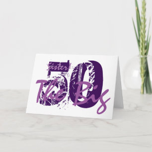 Cartão 50º aniversário para irmã, texto roxo em branco.