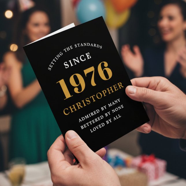 Cartão 50th Birthday Name 1976 Black Gold Elegant Card (50th birthday card blurred background.)