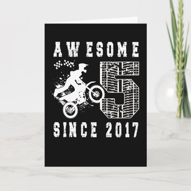 Cartão 5th Birthday Gift Dirt Bike Boy Born in 2017 (Frente)