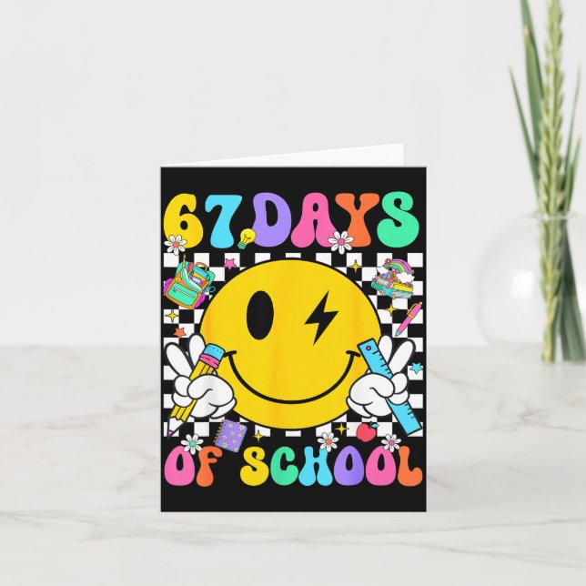 Cartão 67 Days Of School Smile Face 67 Days Smarter Teach (Frente)