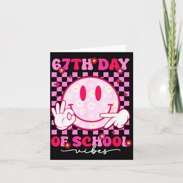 Cartão 67th Day Of School Vibes 67 Meme Cute Smile Face T (Frente)