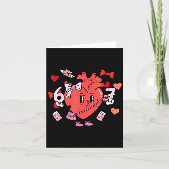 Cartão 6 7 Valentines Day Women 67 Valentine Meme Six Sev (Frente)