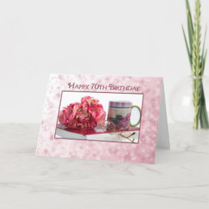 Cartão 70th Birthday - For Lady - Pink Roses/Book/Mug