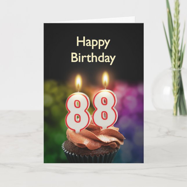 Cartão 88º aniversário com bolo e velas (Frente)