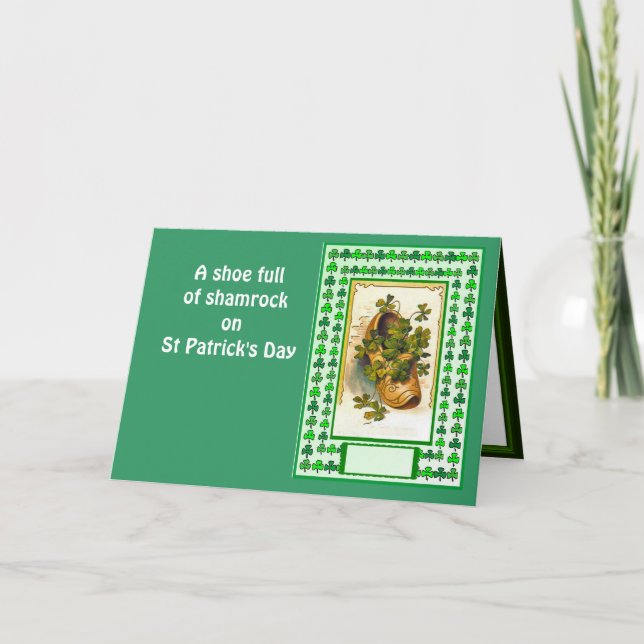 Cartão A shoe full of shamrock on St Patrick's Day (Frente)
