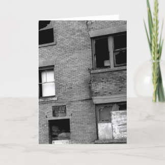 Cartão Abandoned Apartment For Rent