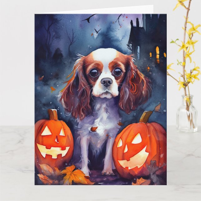 Cartão Abóbora Cavalier King Charles Spaniel no Halloween (Flor Amarela)