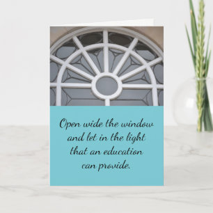 Cartão Abra a placa de graduação do Segundo grau da janel