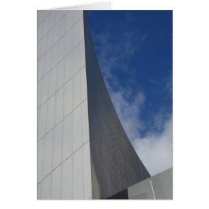 Cartão aço e céu