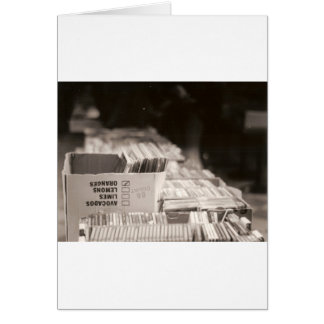 Cartão ainda a escavar