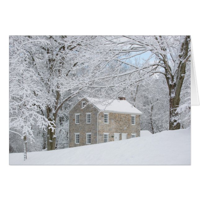 Cartão Ainda casa atrás do banco nevado (Frente Horizontal)