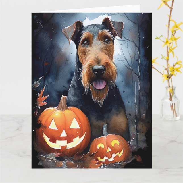 Cartão Airedale de Halloween com Abóboras Assustadoras (Flor Amarela)