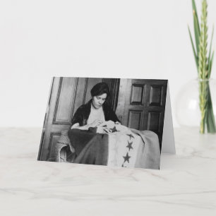 Cartão Alice Paul, Sewing Suffrage Flag, 1910