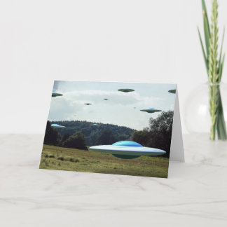 Cartão Alien Invasion of Flying Saucers Greeting Card