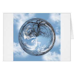 Cartão Alturas do céu com árvore, nuvens, céu, bolha
