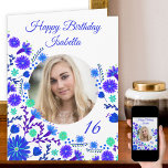 Cartão Aniversário da Foto Floral Púrpura Mexicana Fiesta<br><div class="desc">Cartão de aniversário fotográfico com flores de fiesta mexicas bonito em azul e roxo. Este vibrante e giro design floral apresenta sua foto na frente, enquadrado com flores do estilo arte folk e Feliz Aniversário em um roteiro elegante. A idade e o dentro da mensagem podem ser deixados como está,...</div>