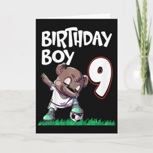 Cartão Aniversário de 9 anos do menino futebol 
