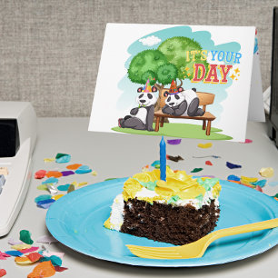 Cartão Aniversário de Dentro fora do Partido Panda Surpre