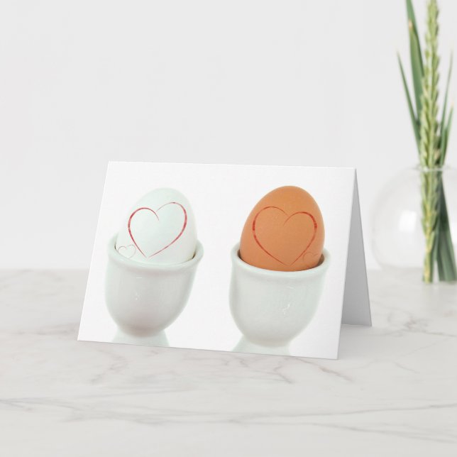 Cartão Aniversário dos Ovos Brancos e Castanhos (Frente)