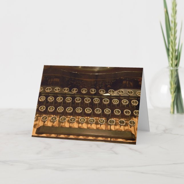 Cartão Antiga Máquina de Escrever para o aniversário (Frente)