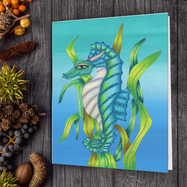 Cartão Aqua Blue Green Fantasy Sea Dragon em Azul-algas (Fantasy sea dragon or seahorse aqua blue and green in seaweed on note card.)