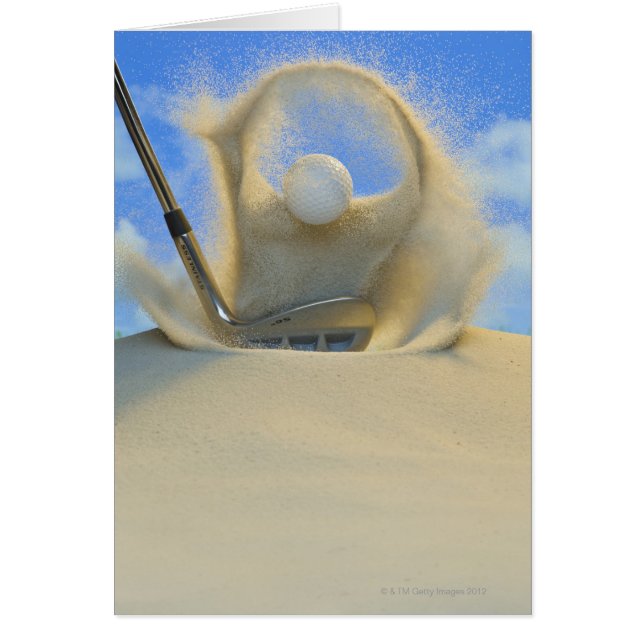 Cartão Areia batendo numa bola de golfe na areia 2 (Frente)