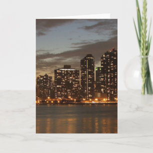 Cartão Arranha-céus de Manhattan à noite