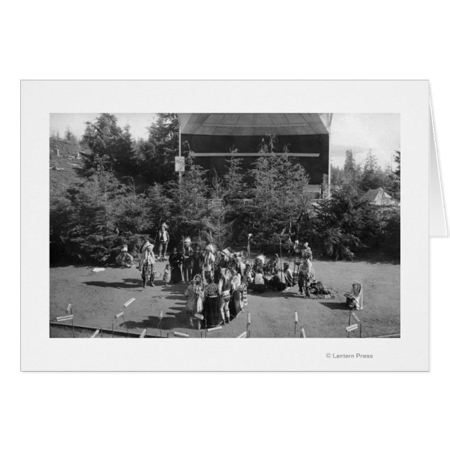 Cartão Astoria, Oregon, Dança da Guerra Indiana no Centen (Frente Horizontal)