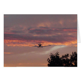 Cartão Avião Comercial Aterrissando Ao Pôr do Sol