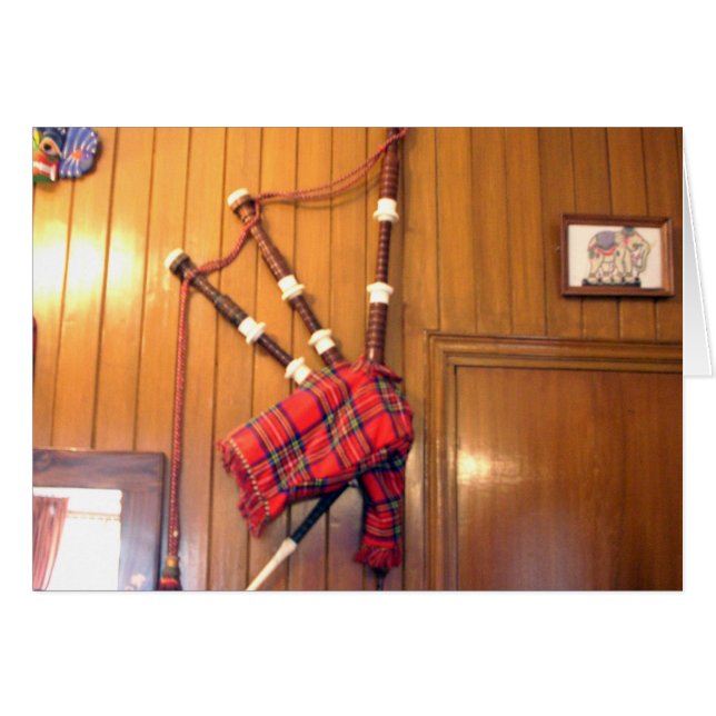 Cartão Bagpipe escocês: Melody of Highland Tradition (Frente Horizontal)