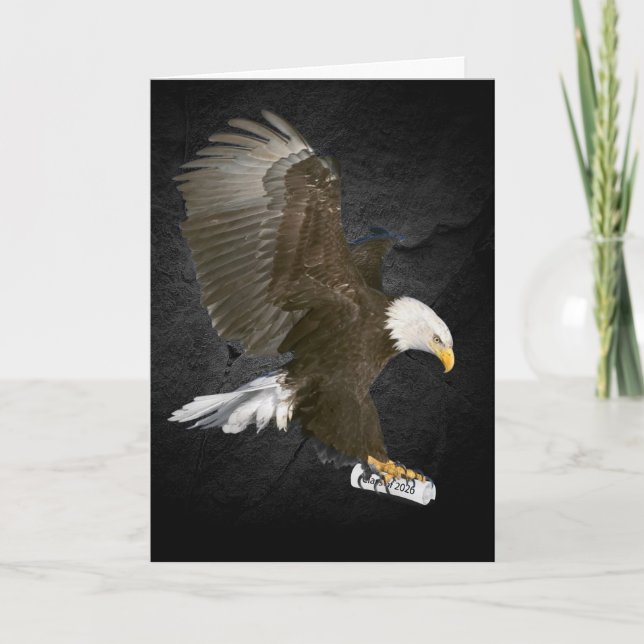 Cartão Bald Eagle with 2026 Graduation Diploma  (Frente)