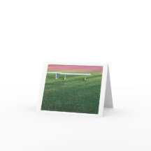 Banco de Metais Vazio em Campo Esportivo