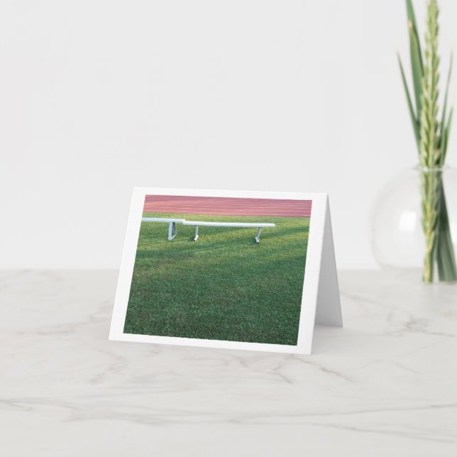 Cartão Banco de Metais Vazio em Campo Esportivo (Frente)