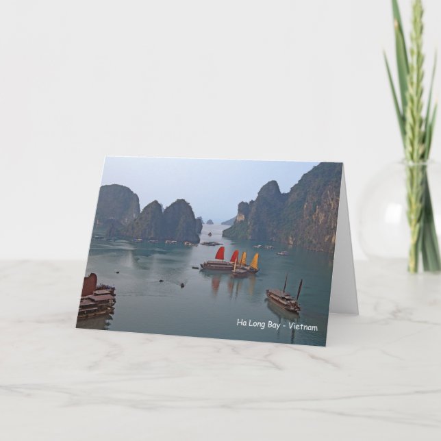 Cartão Barcos à vela em Ha Long Bay - Vietname, Ásia (Frente)