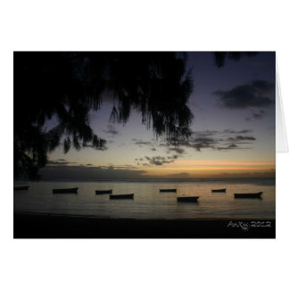 Cartão Barcos de pesca ao pôr do sol